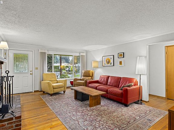 3rd image of 11192 SE 52nd Ct