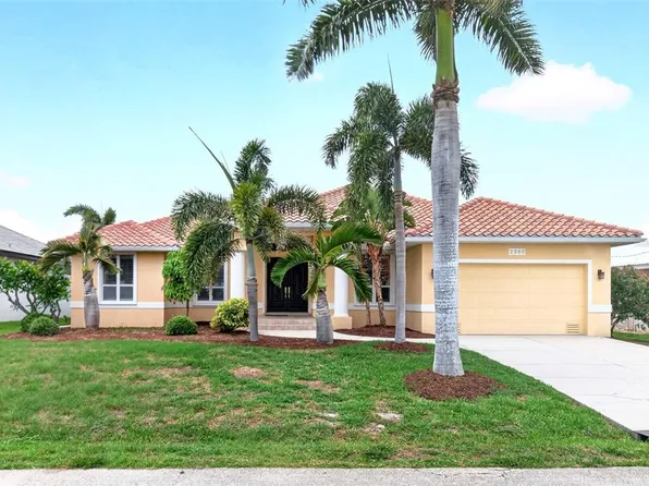 2260 Palm Tree Dr, Punta Gorda, FL 33950
