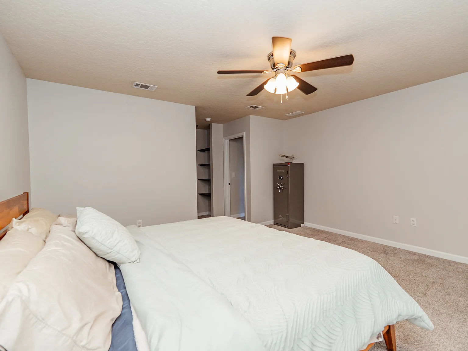 5280 Moore Loop - 1 — Photo 4