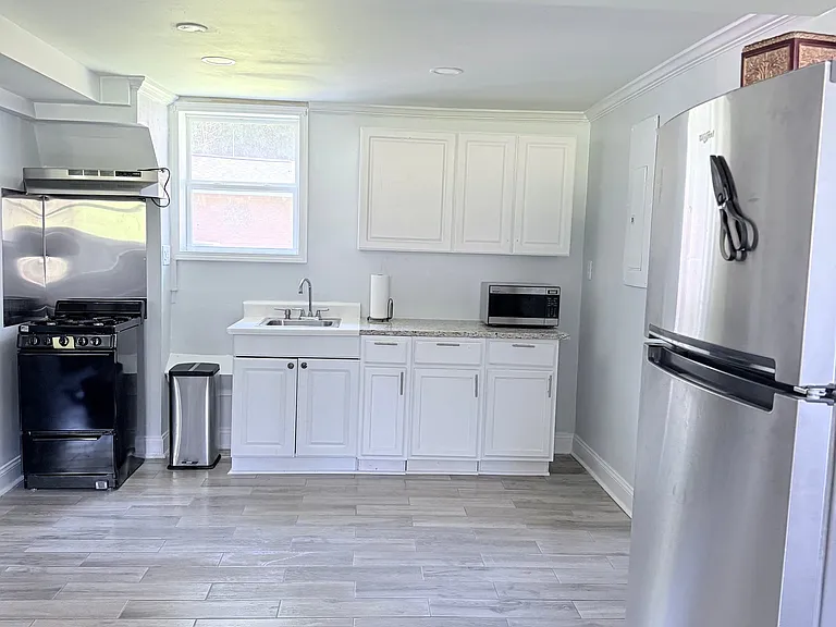 994 Overbrook Cir #1 — Photo 7