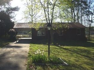 1526 E Highpoint Dr, Douglasville, GA 30134