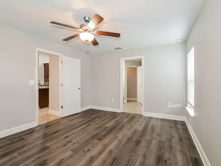 2214 Angel Fish Loop — Photo 9