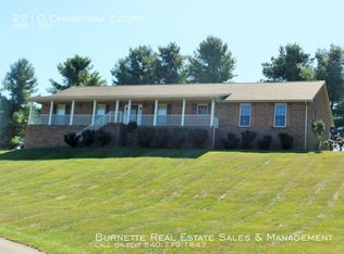 2710 Christiana Ct, Christiansburg, VA 24073
