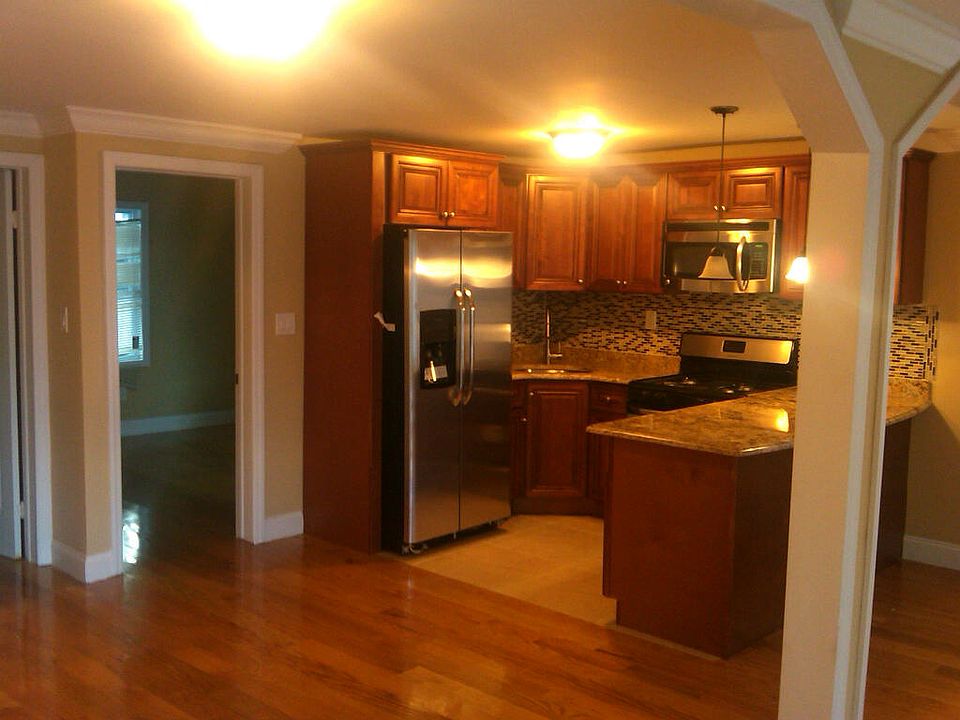 1st image of 11914 Long St
