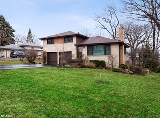 8191 School St, La Grange, IL 60525