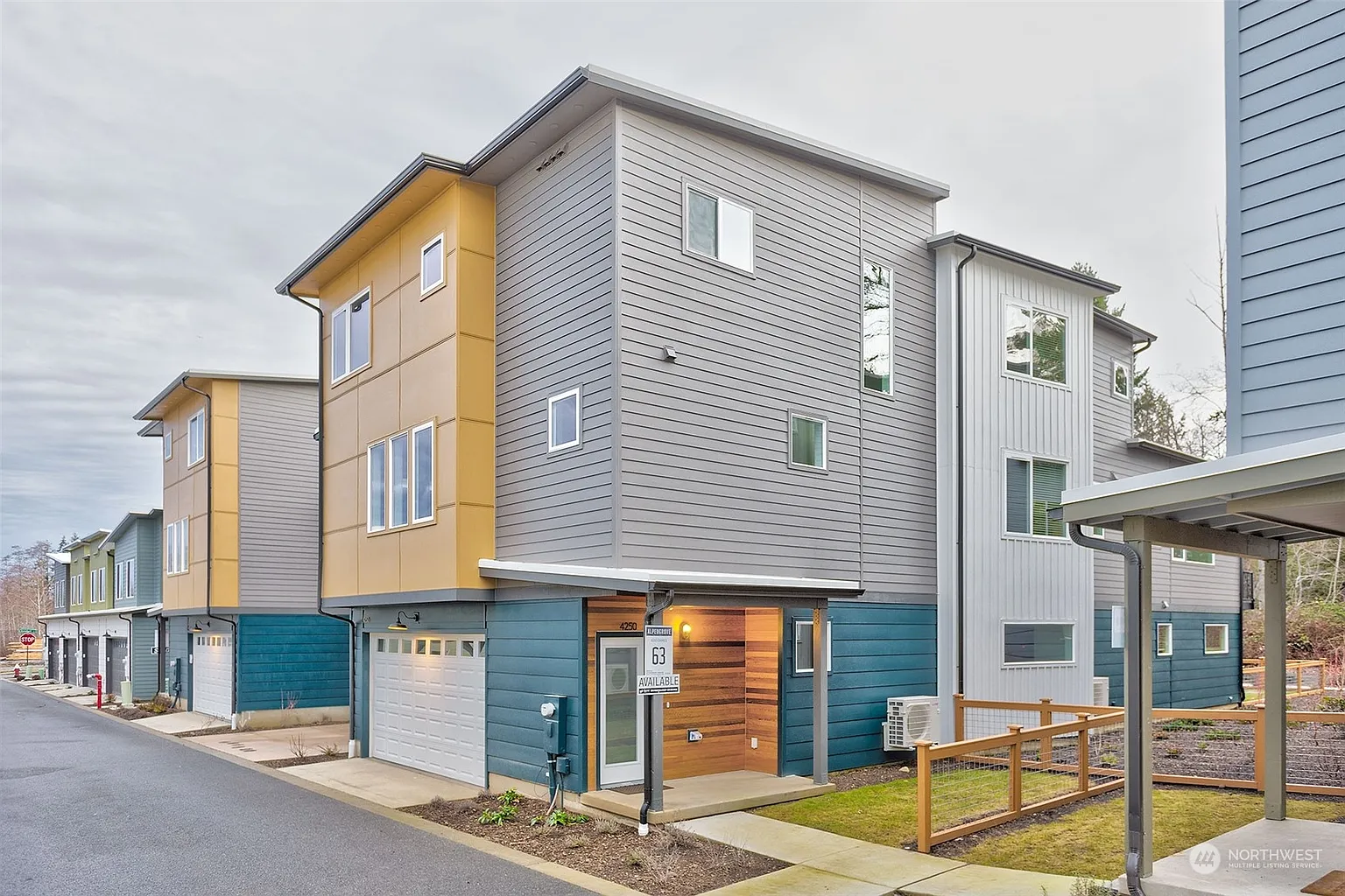 4250 Cameo Lane photo 1