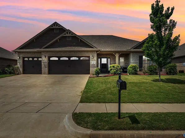 105 Tannenbaum Dr, Meridianville, AL 35759