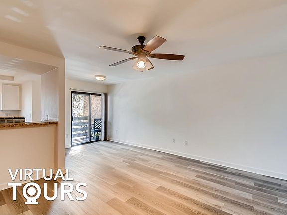 5th image of 1002 30th St APT 201