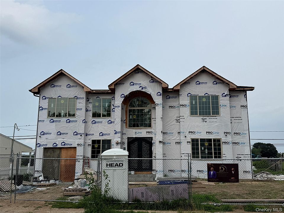1st image of 109 Spring Lane
