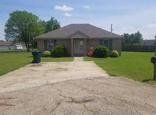 201 Dan Dr, Manila, AR 72442