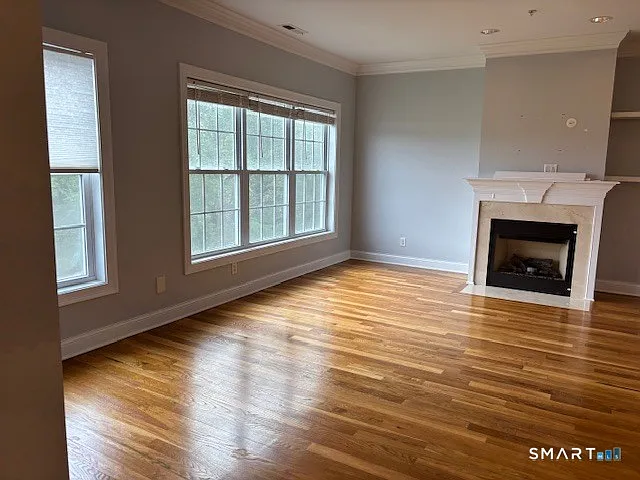449 New Haven Ave — Photo 4