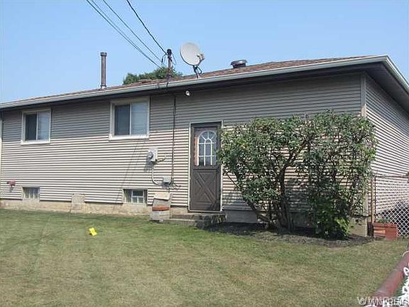 3rd image of 128 Dartwood Dr