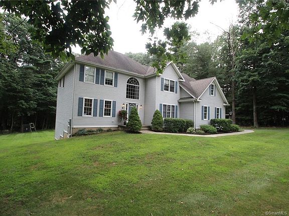 3rd image of 87 Avebury Ln