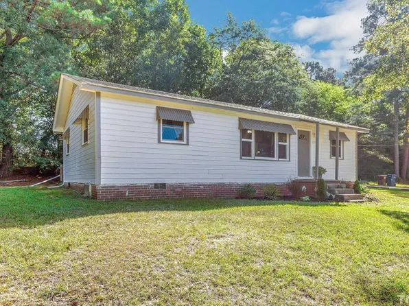 2327 Dewitt St, Sanford, NC 27330
