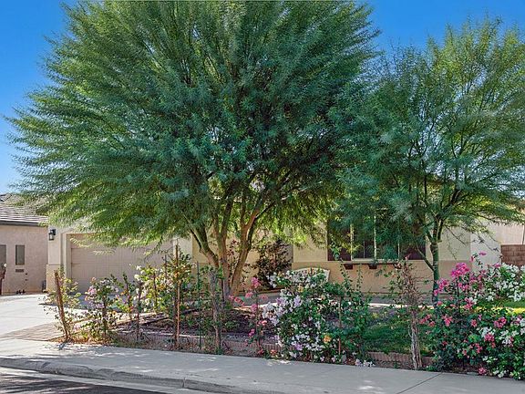 3rd image of 82813 Longfellow Ct