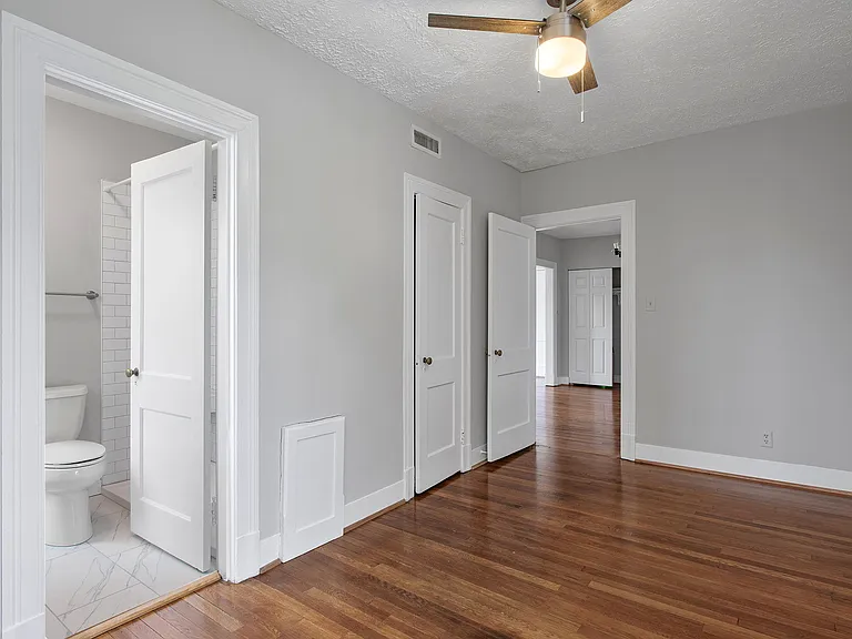 210 N Stafford Ave #21 — Photo 22
