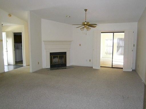 2nd image of 605 Independence Dr
