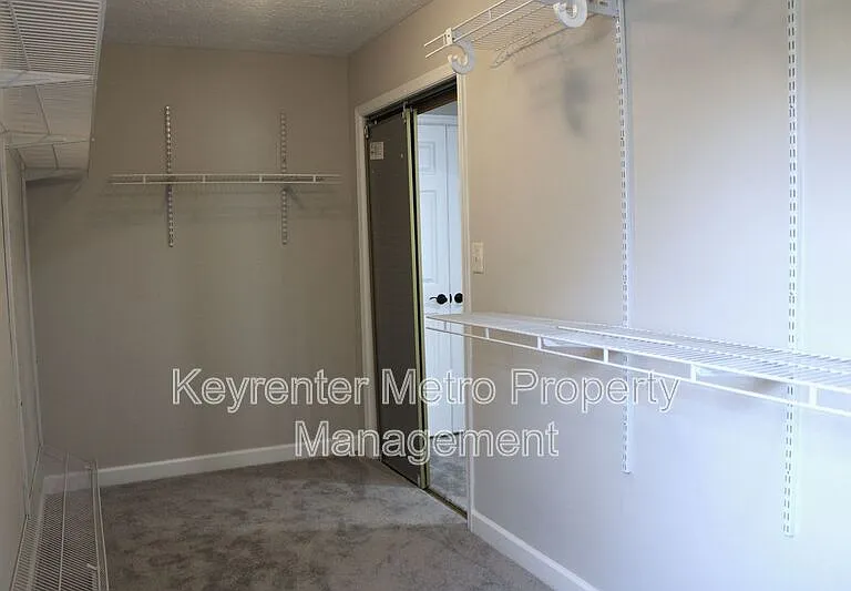 1614 Albert Dr — Photo 49