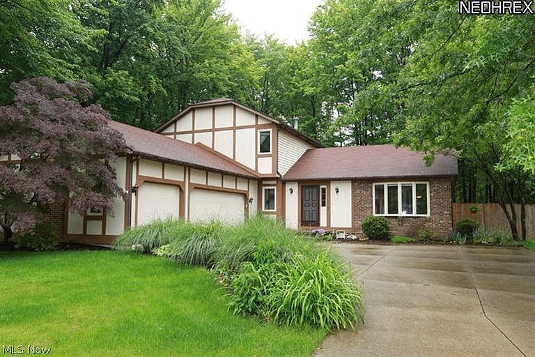 1st image of 21522 Jonathan Dr