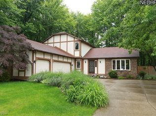 21522 Jonathan Dr, Strongsville, OH 44149