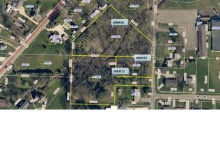 1535 S Chapel St, Louisville, OH