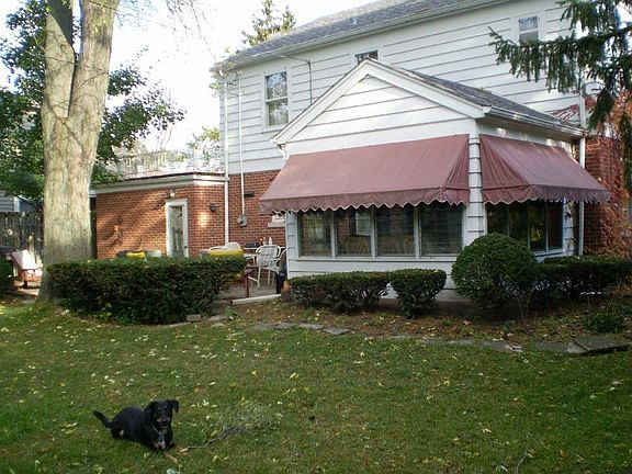 3rd image of 326 S Derbyshire Ln
