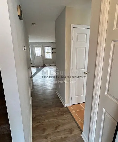 14 Mandy Ct — Photo 2