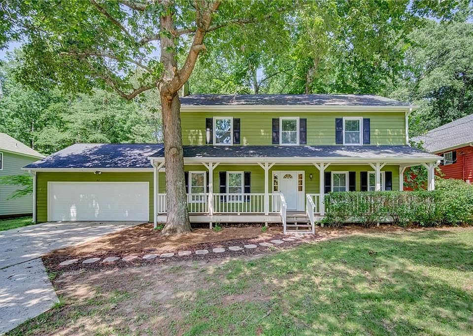 1st image of 623 Lake Dr
