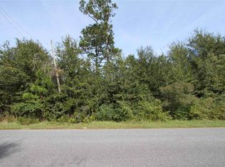 500 Meander Ln, Cantonment, FL 32533