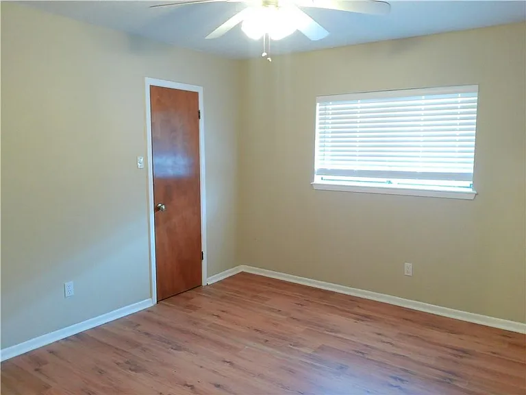 538 Vega Dr — Photo 9