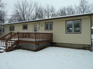 1317 N 4th St, Montevideo, MN 56265