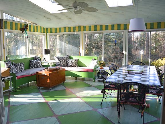 5th image of 1754 Meadow Hill Dr
