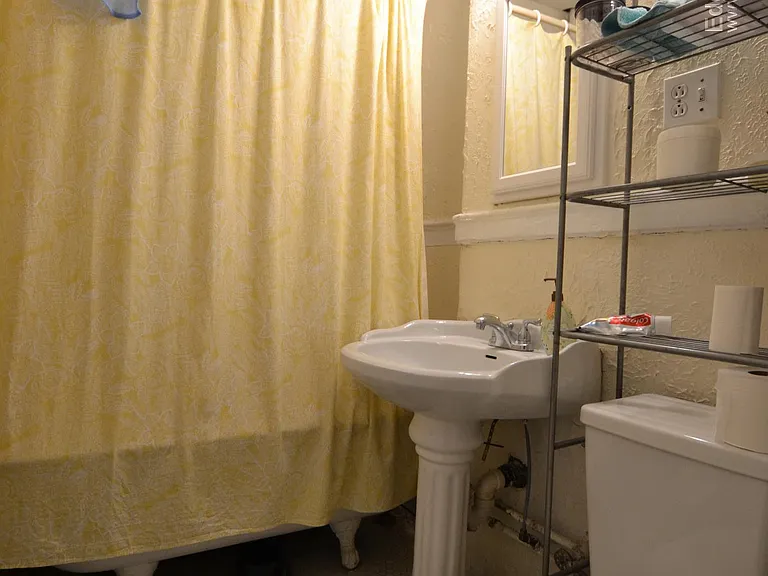 120 Brainerd Rd #6 — Photo 3