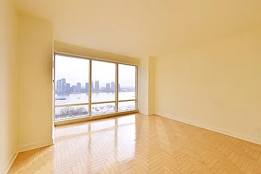 Rented by Sumitomo Real Estate Sales