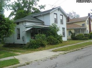 83 Erie St, Geneva, OH 44041
