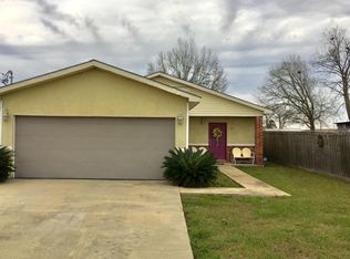 777 Agnes Dr, Breaux Bridge, LA 70517