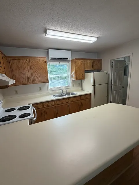 1 bed, 720 sqft, $1,100 — Photo 4