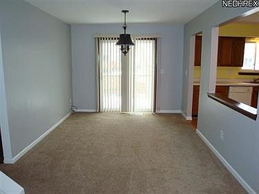 3rd image of 1600 Berwick Dr