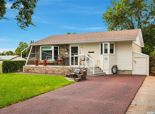 1001 Mahoney AVENUE, Saskatoon, SK S7L 3Z2