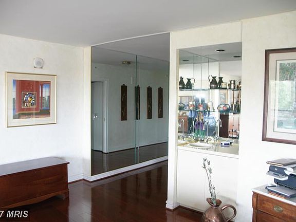 3rd image of 1300 Crystal Dr APT 302S