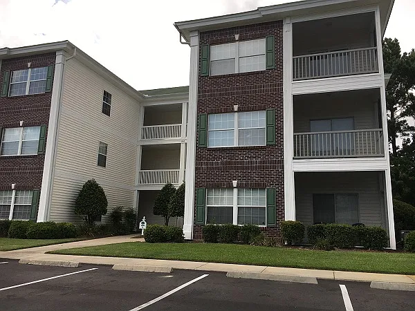 1302 River Oaks Dr. - 4A — Photo 1