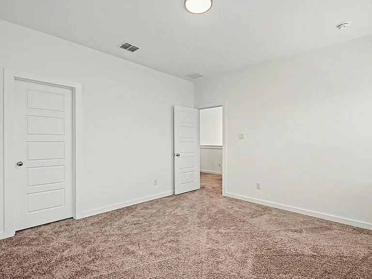 2653 Keokuk St — Photo 26