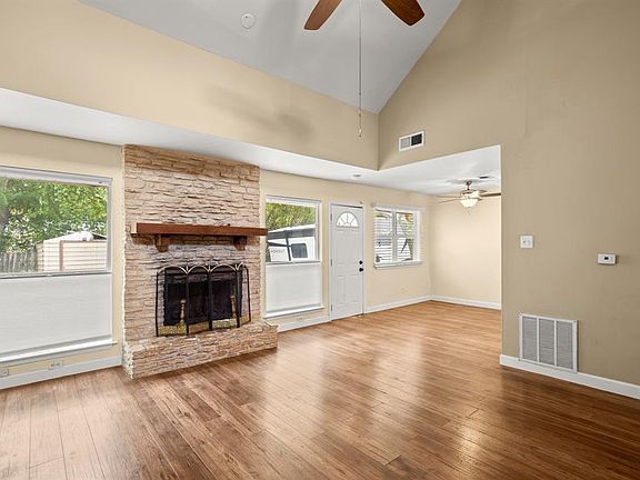 3rd image of 5707 Purple Sage Dr
