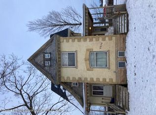 2026 N Grand River Ave, Lansing, MI 48906