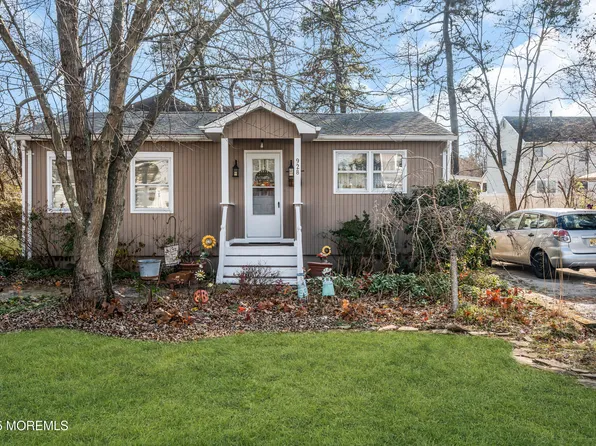 928 4th Avenue, Toms River, NJ 08757