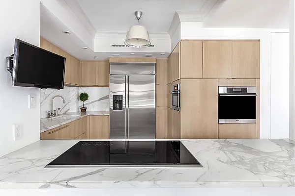 Sold by Corcoran | media 25