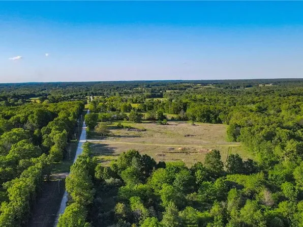 3342 S 225th Rd, Half Way, MO 65663
