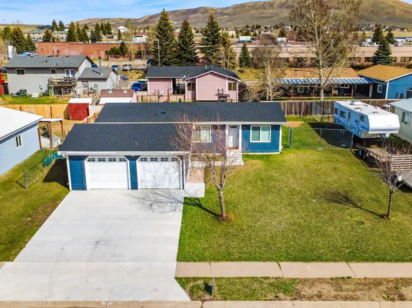 196 Lupine Dr, Evanston, WY 82930