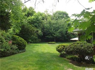 8 Joseph Ct, East Northport, NY 11731