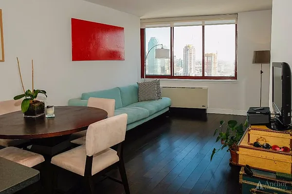 Rented by Anchor Associates | media 13